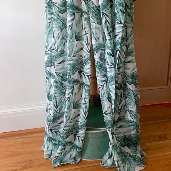 Petal Roz Green Tropical Print Chiffon Maxi Dress, Size S - Picture 12 of 16